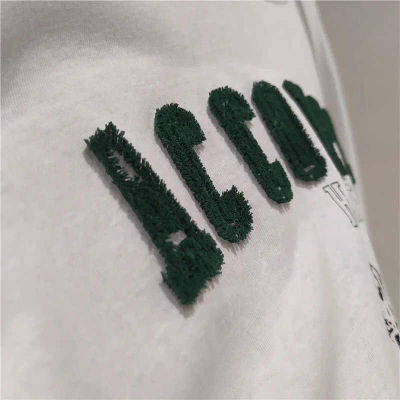 Precision Embroidery and Decoration Mastery